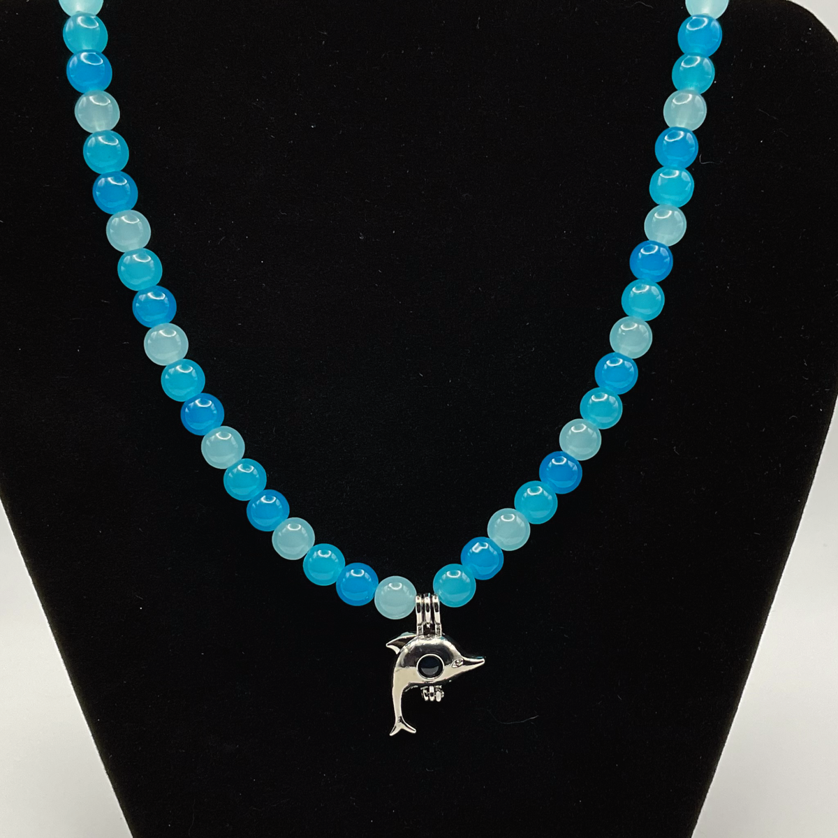20" Multi-Blue Dolphin Glass Necklace