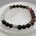 Pulsera de Cuarzo Transparente y Rodonita con Pixiu Negro y Espaciadores Tono Plata