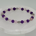 Pulsera de amatista y cuarzo rosa con espaciadores de plata