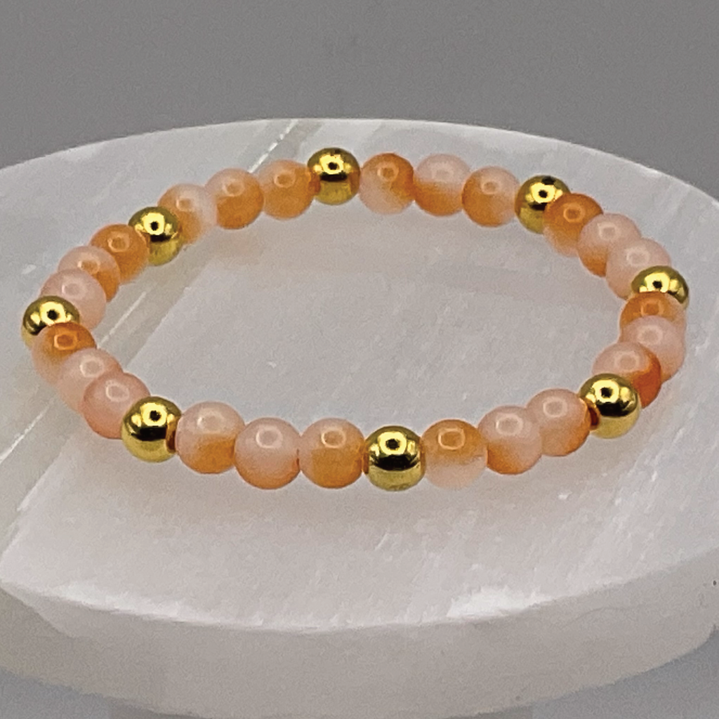 15.5 cm (6.1") Melon Bracelet with Gold Spacers