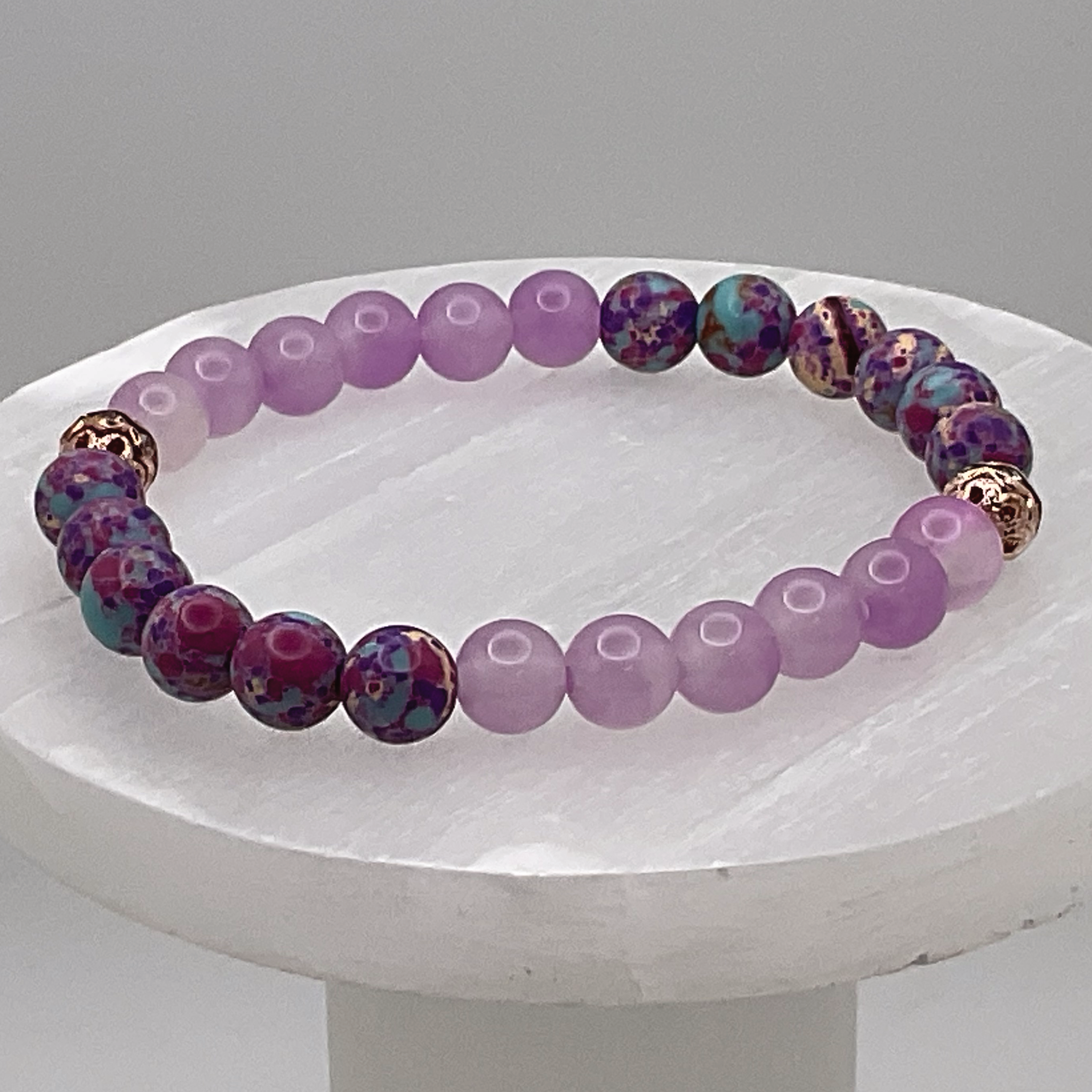 Pulsera Calsilia de Cuarzo Rosa con Separadores de Oro Rosa