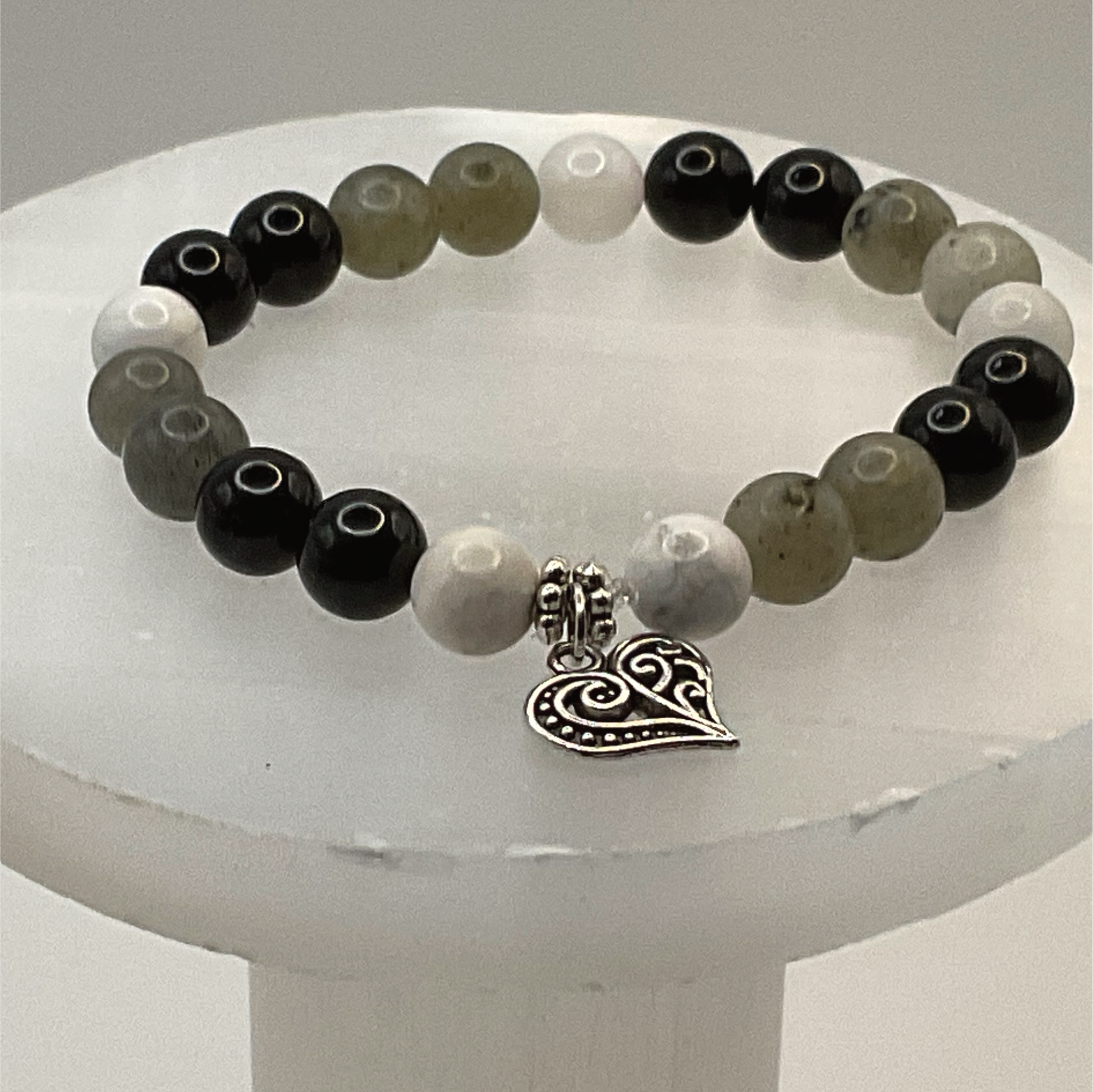 Serpentine Black Agate Howlite Heart Charm Bracelet with Silver Tone Spacer