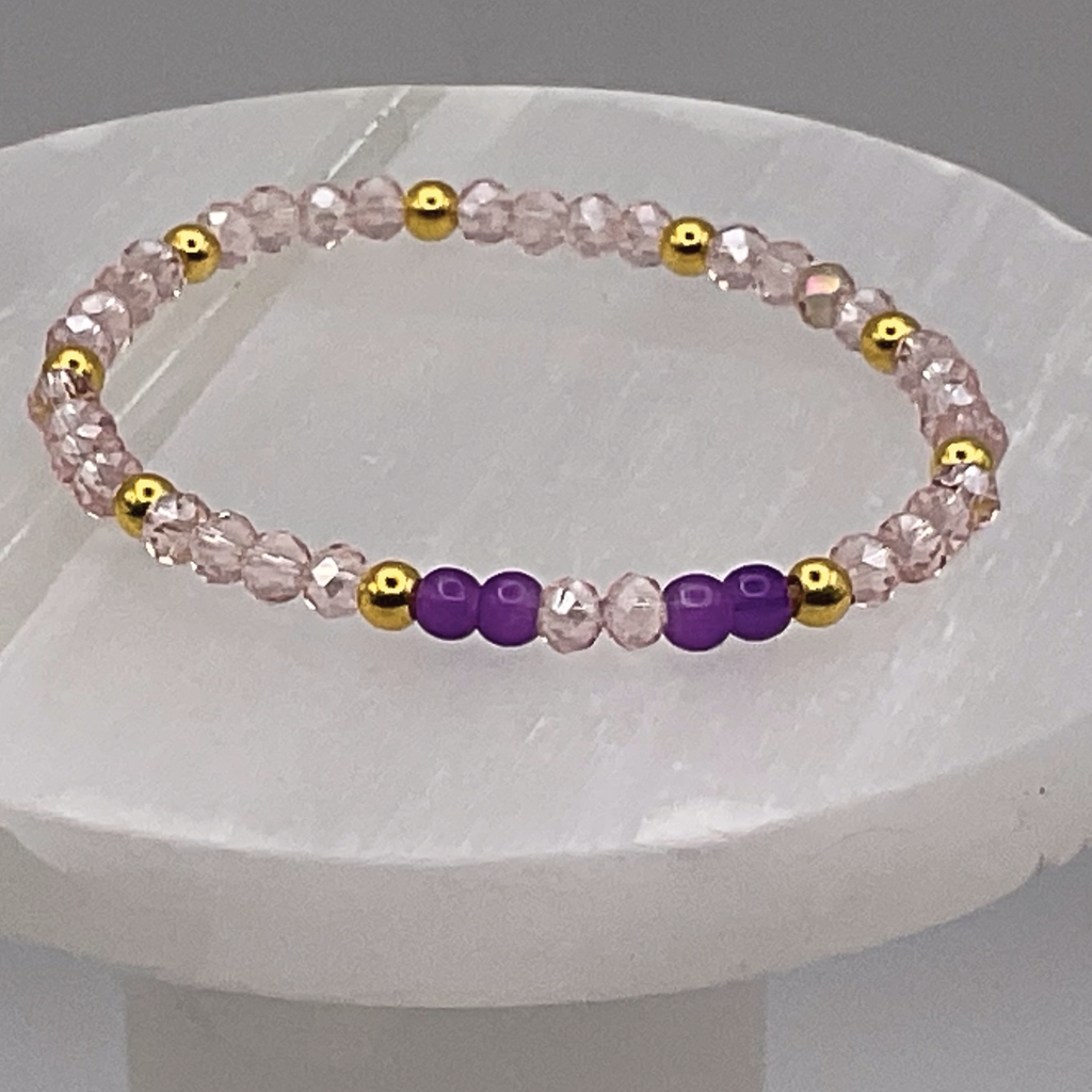15.5 cm (6.1") Purple Pink Bracelet with Gold Spacers