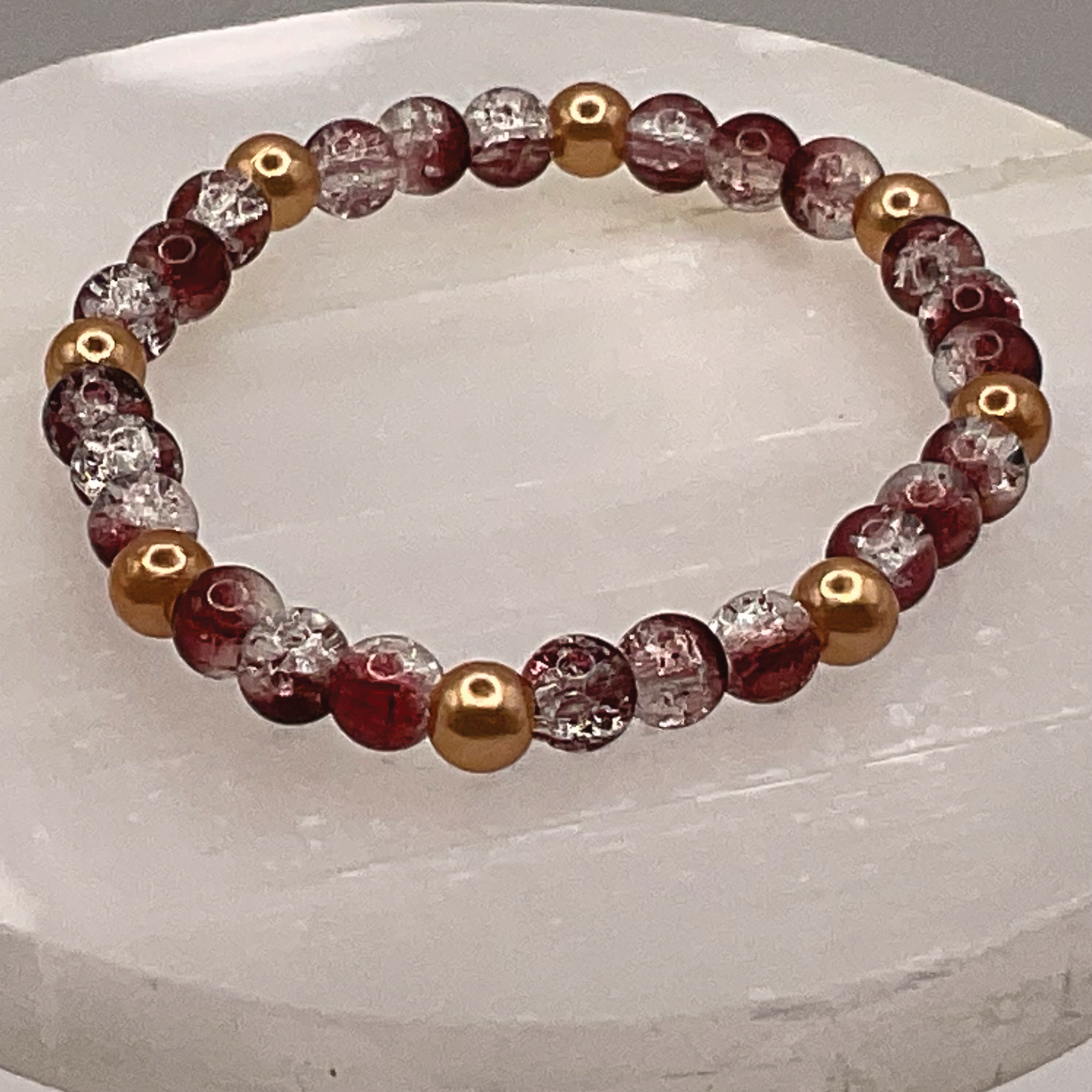 15.5 cm (6.1") Crackle Brown Bracelet with Gold Spacers
