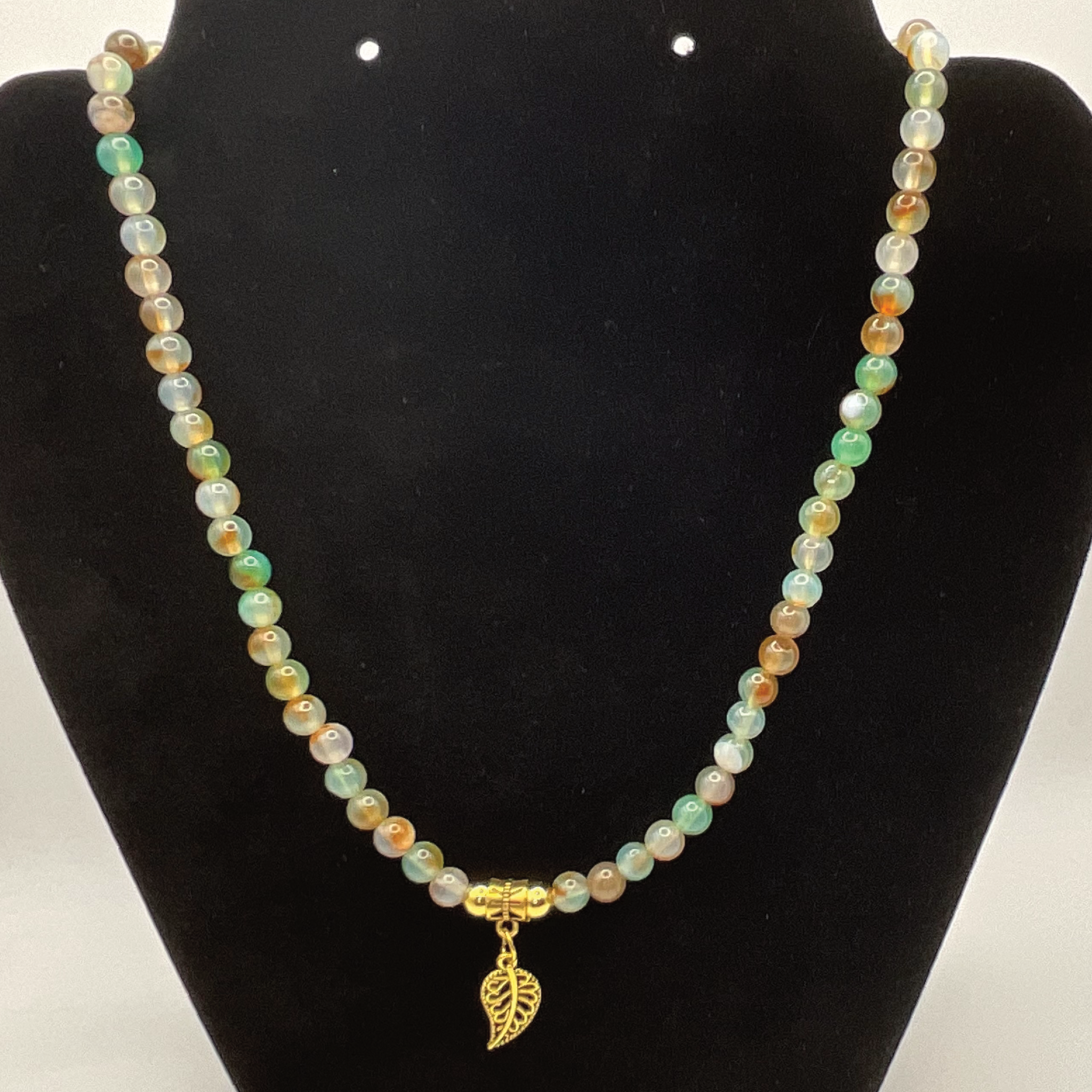 20" Green Dragon Vein Agate Gold Leaf Charm Necklace with Gold Tone Spacers