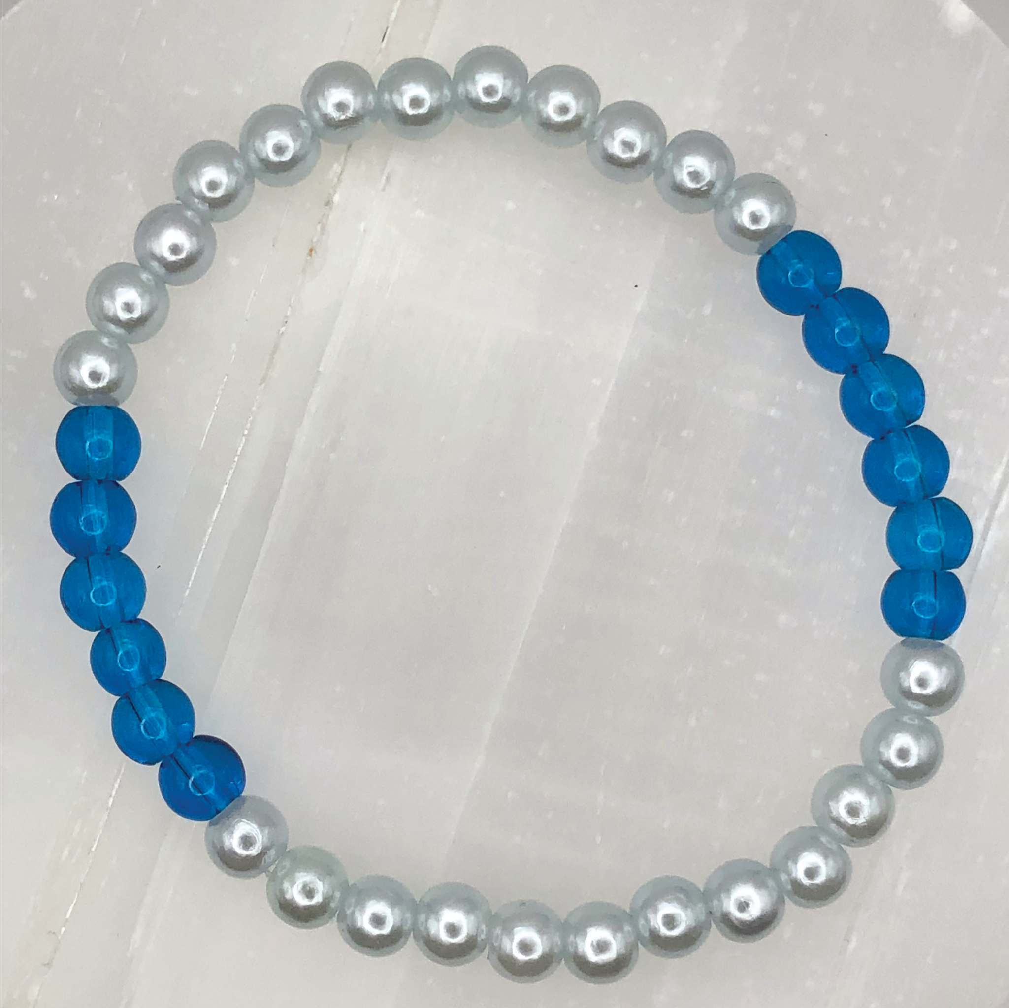 Pearl and Blue Glass Bracelet