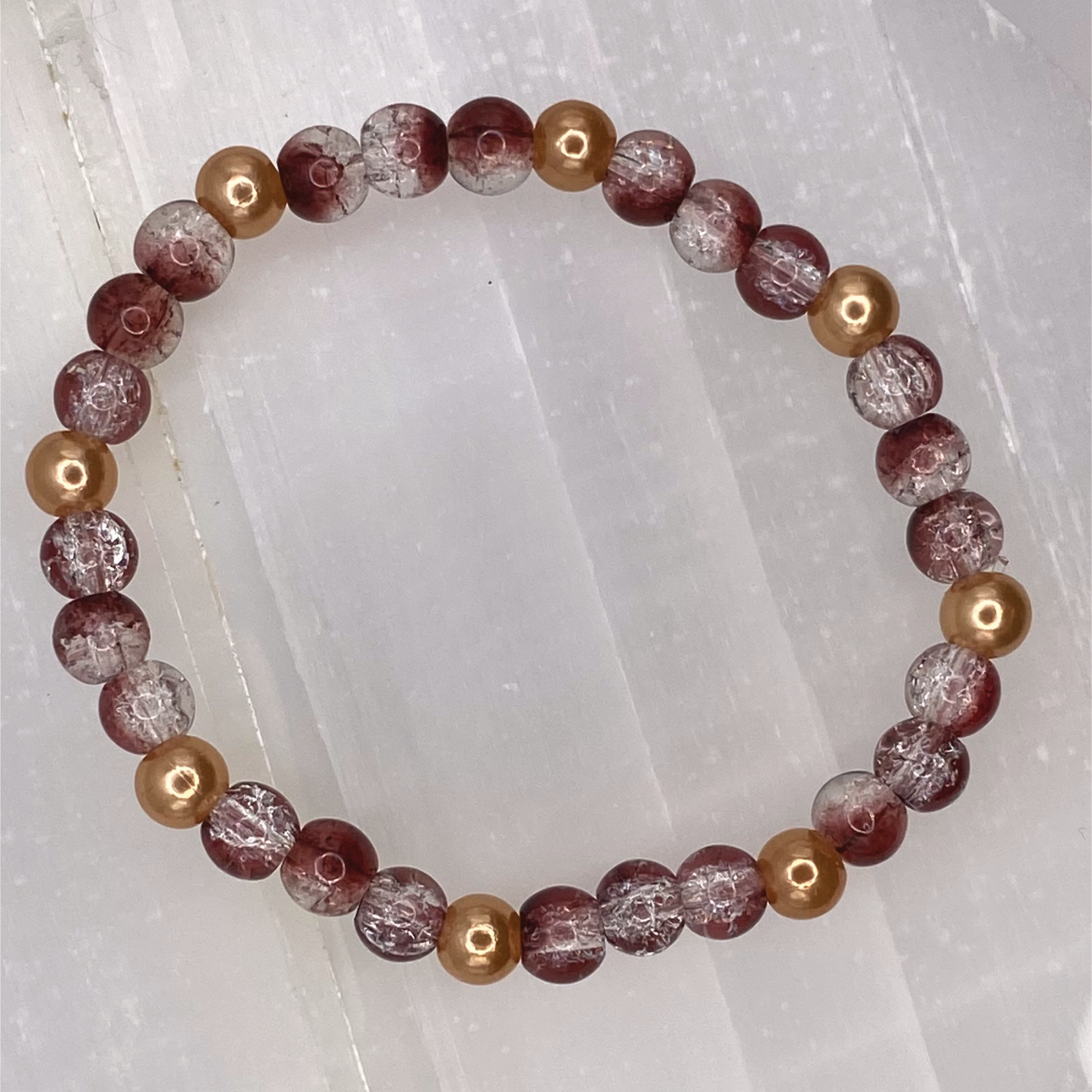 15.5 cm (6.1") Crackle Brown Bracelet with Gold Spacers