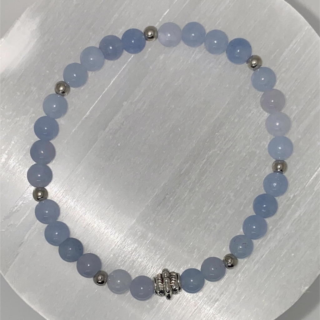 Pulsera de aguamarina con espaciadores de plata