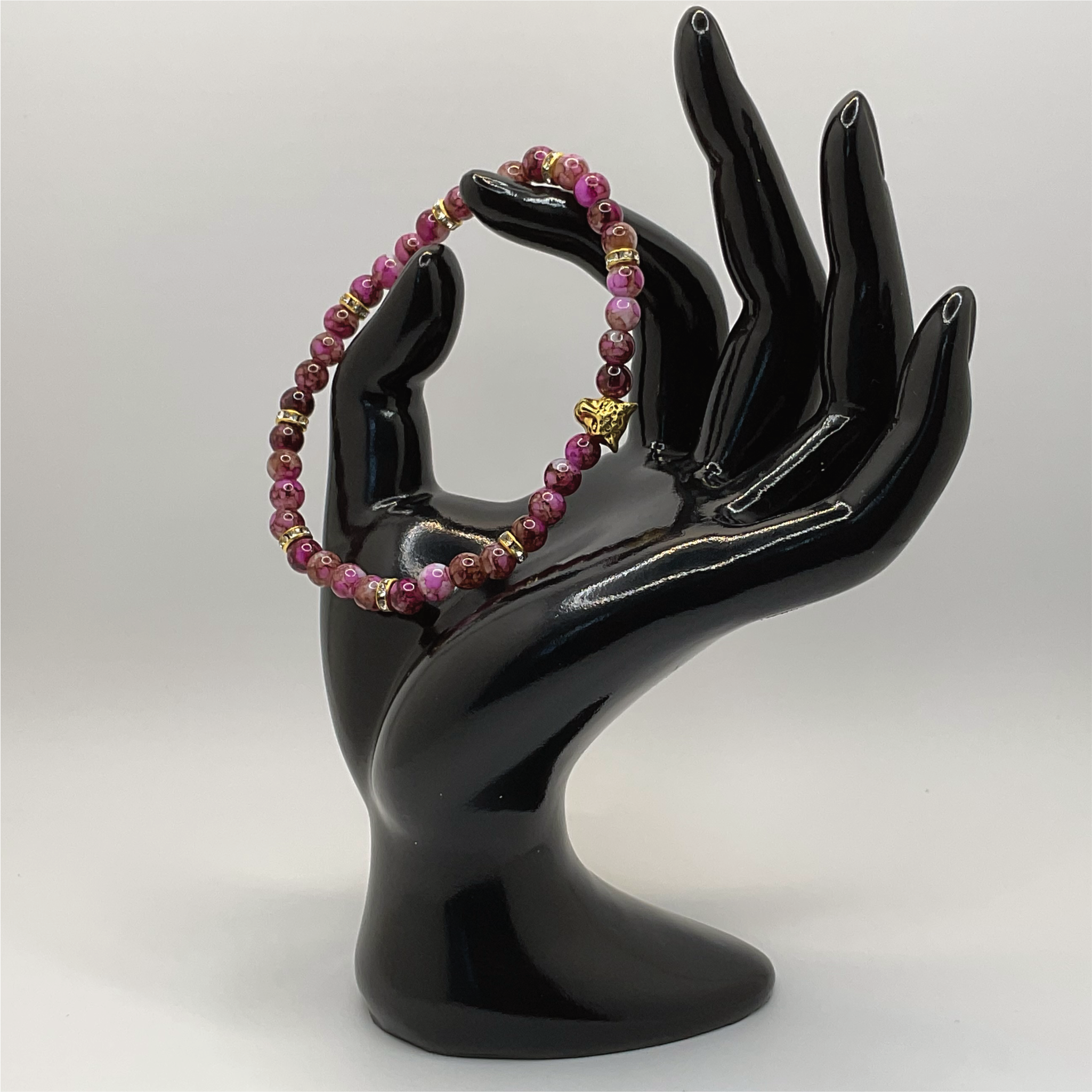 Magenta Dragon Vein Agate Jaguar Charm Bracelet with Gold Crystal Spacers