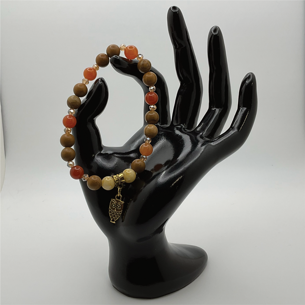 Pulsera de amuleto de búho de jaspe amarillo con espaciadores de cristal