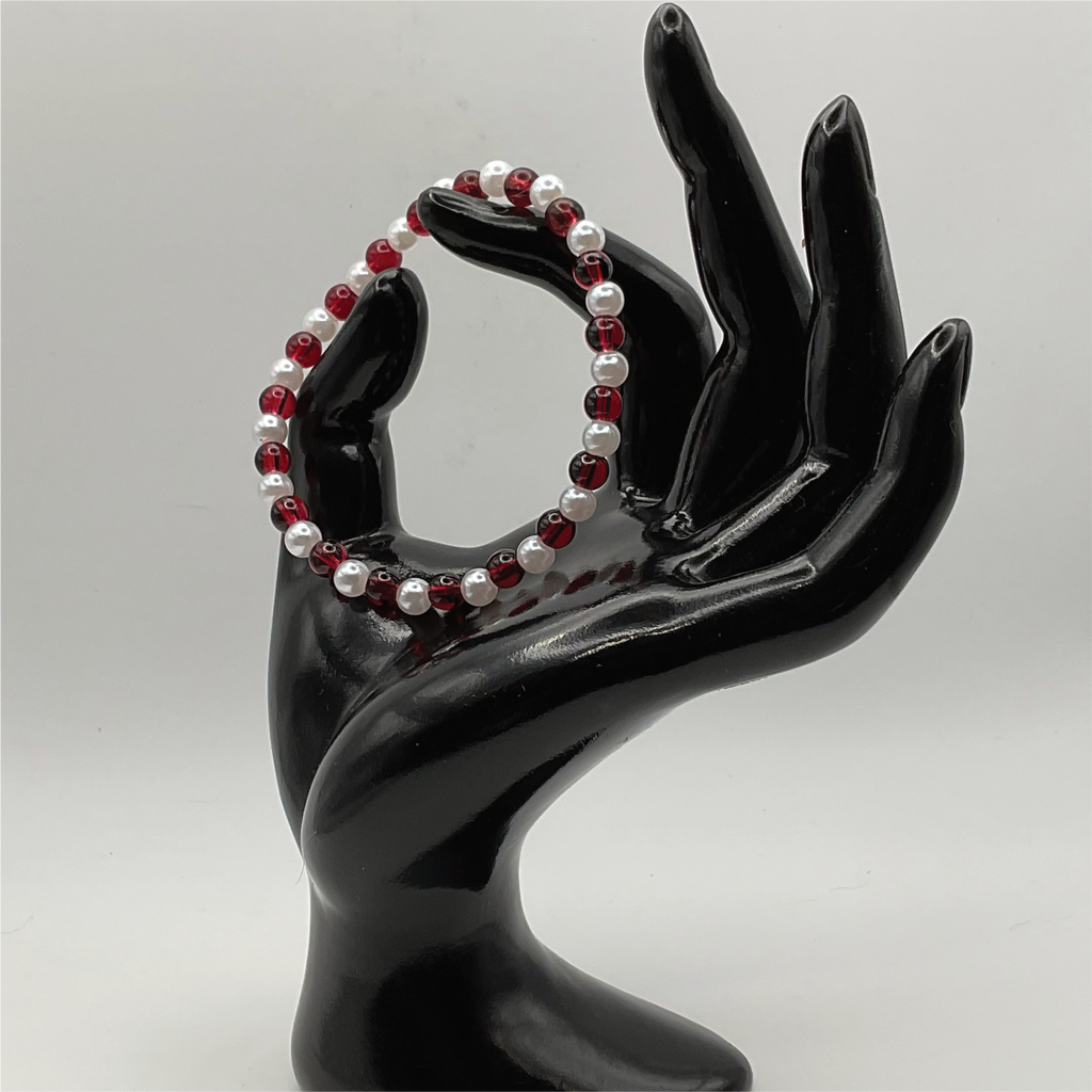 Pearl Red Glass Bracelet