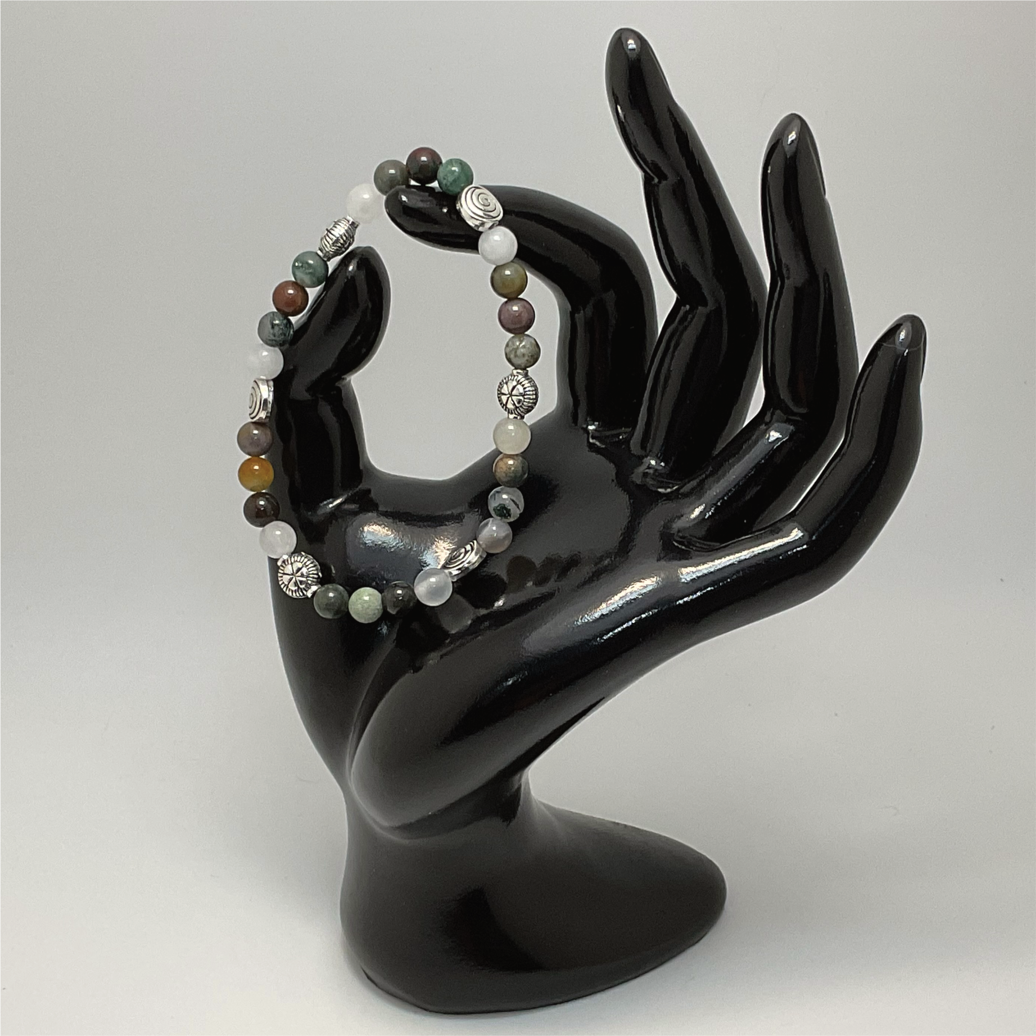 Pulsera de Ágata Oriental con Separadores de Plata