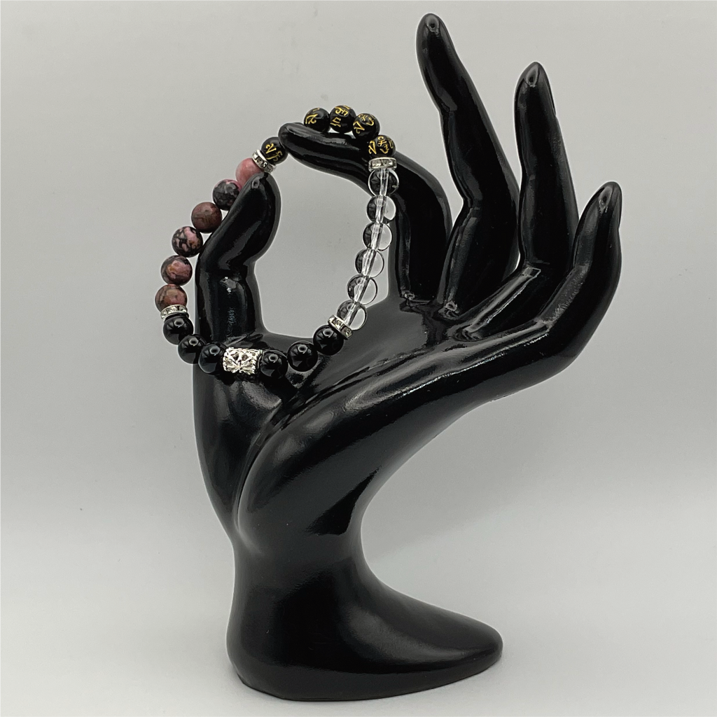 Pulsera de Cuarzo Transparente y Rodonita con Pixiu Negro y Espaciadores Tono Plata