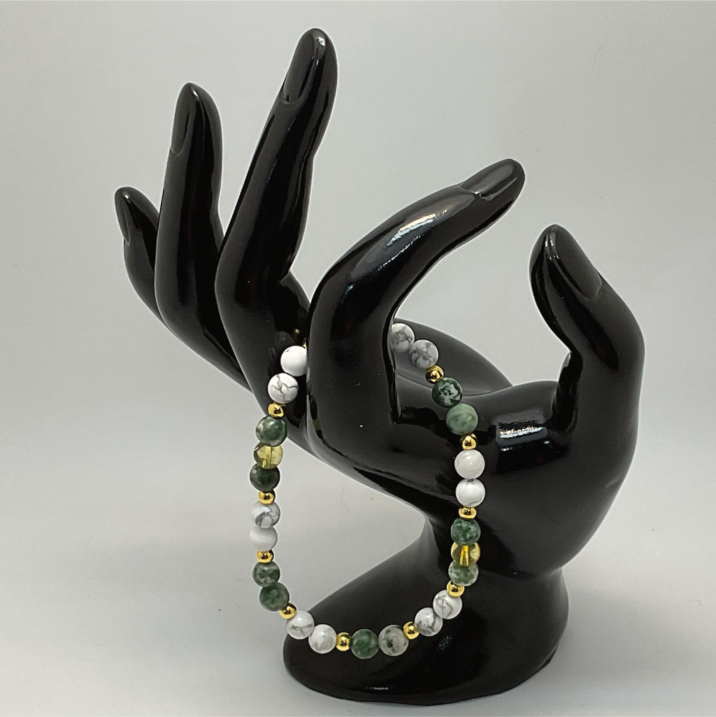 Pulsera de citrino, calcedonia verde y magnesita con separadores dorados