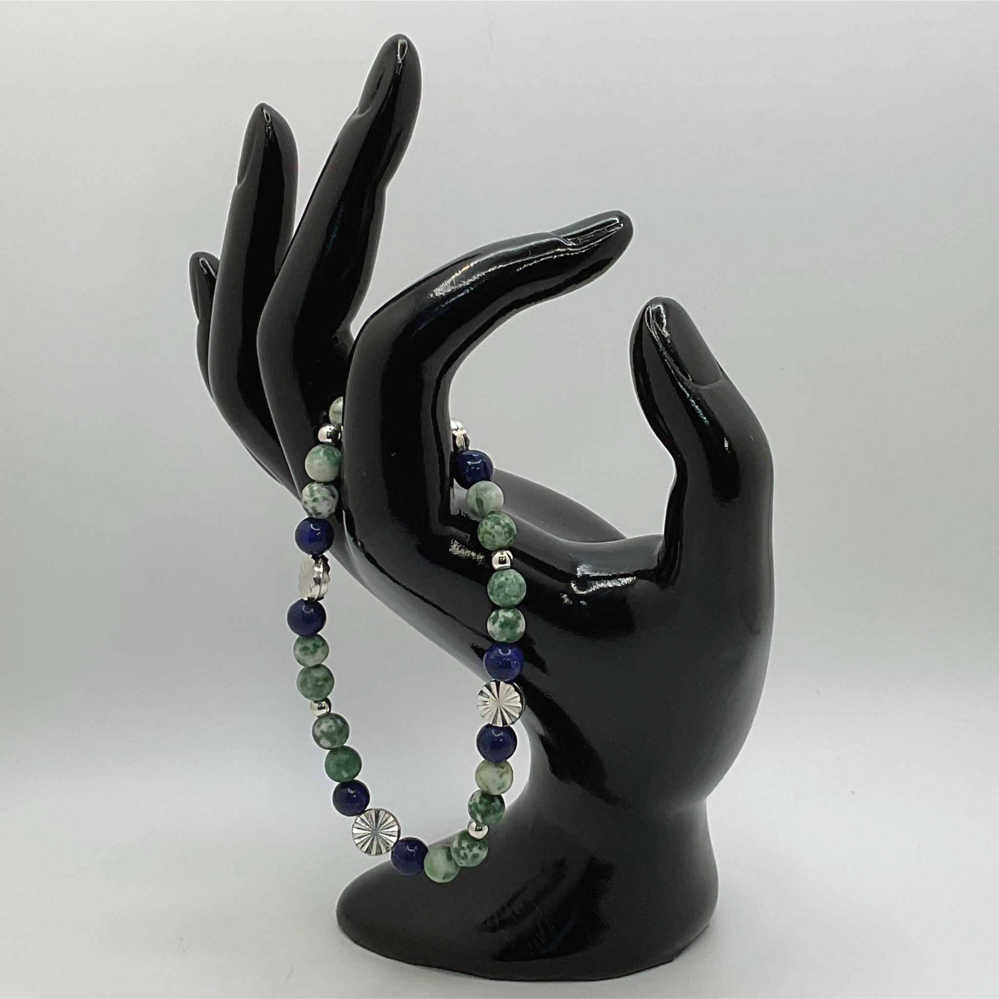 Pulsera de sodalita y ágata dendrítica con espaciadores de plata