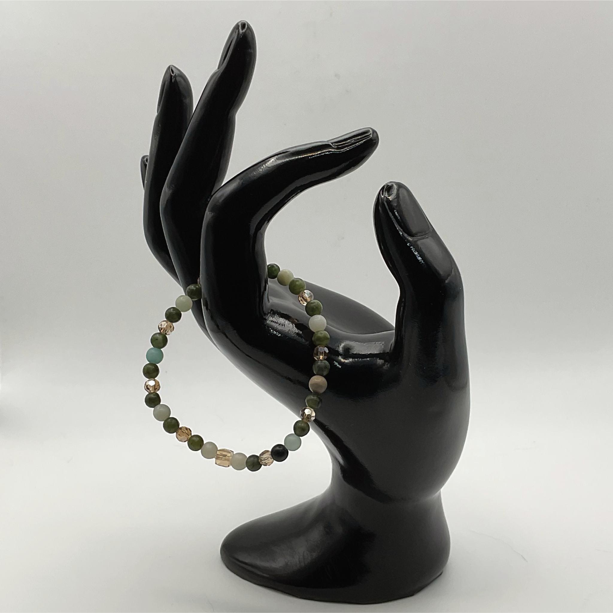 14.5 cm (5.7") Green Chalcedony Serpentine Amber Crystal Bracelet