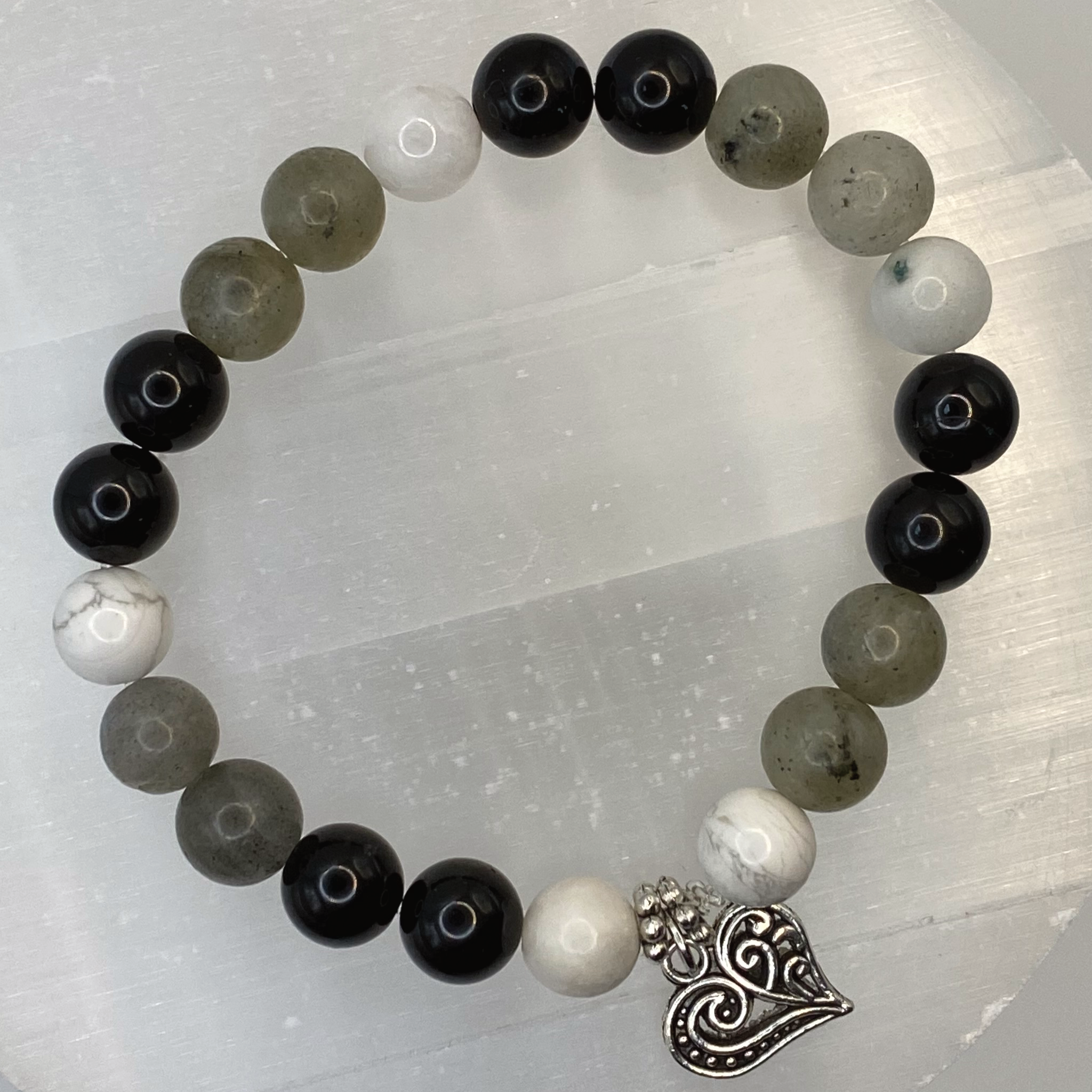 Serpentine Black Agate Howlite Heart Charm Bracelet with Silver Tone Spacer