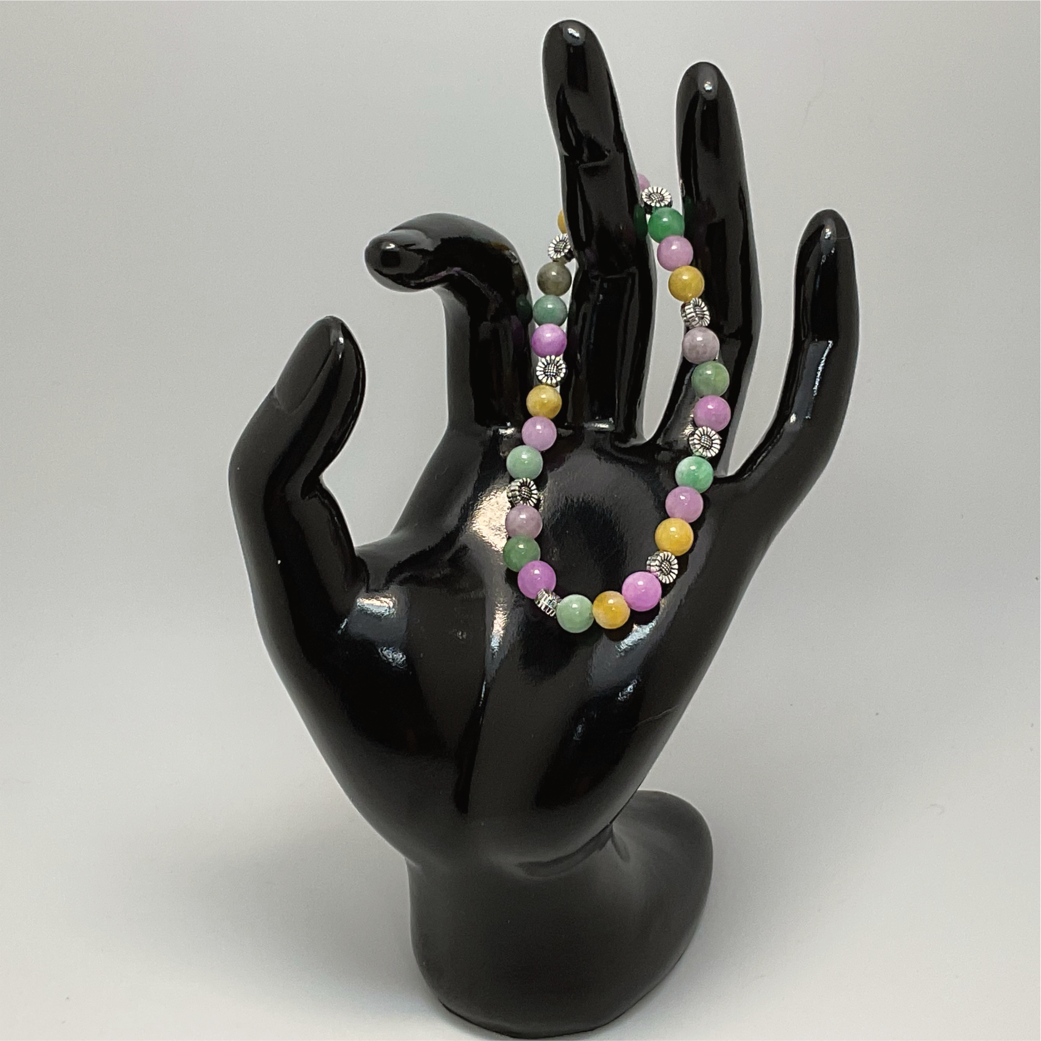 Pulsera de Jaspe Mookaita, Jadeíta y Calcedonia Verde con Separadores de Flores de Plata