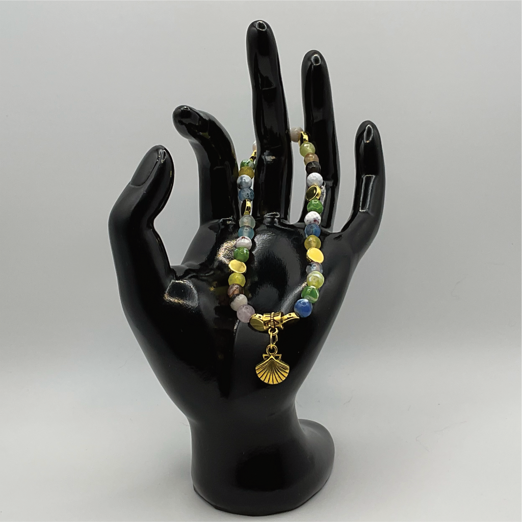 Multicolored Dragon Vein Agate Shell Charm Bracelet with Gold Tone Disc Spacers