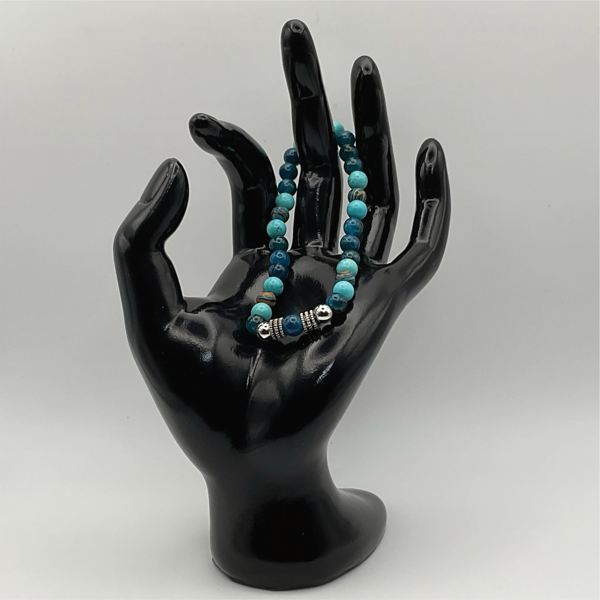 Pulsera de apatita azul con espaciadores plateados