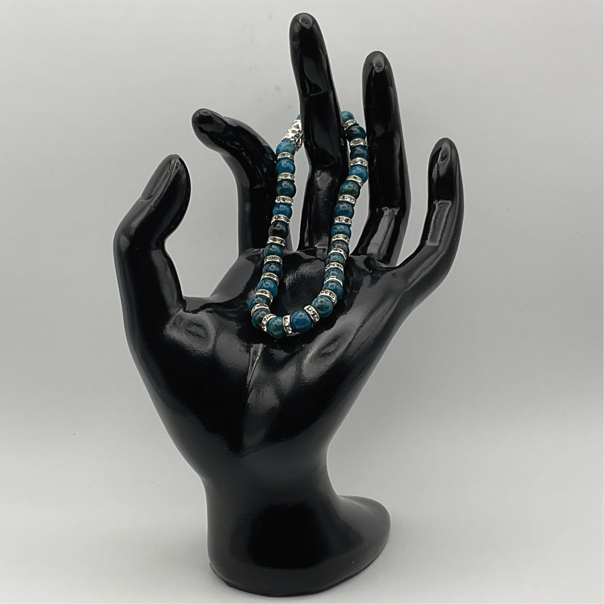 Pulsera de apatita azul con espaciadores plateados